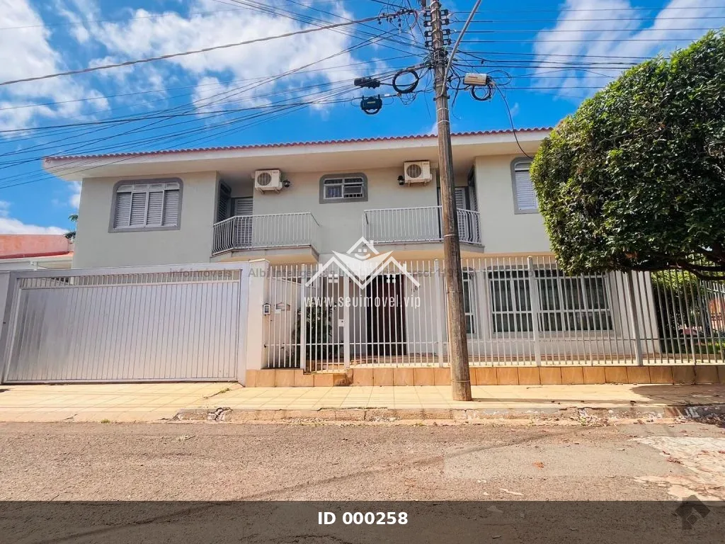 Esquina - comercial ou residencial - 4 apartamentos