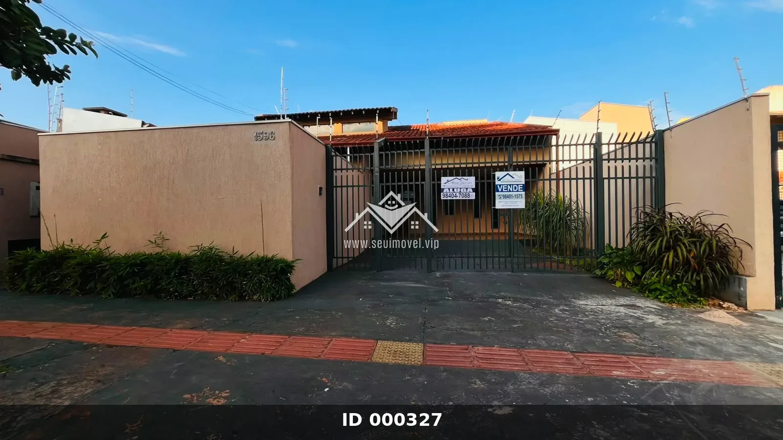 Casa Comercial com 6 Salas e Amplo Espaço no Jardim dos Estados